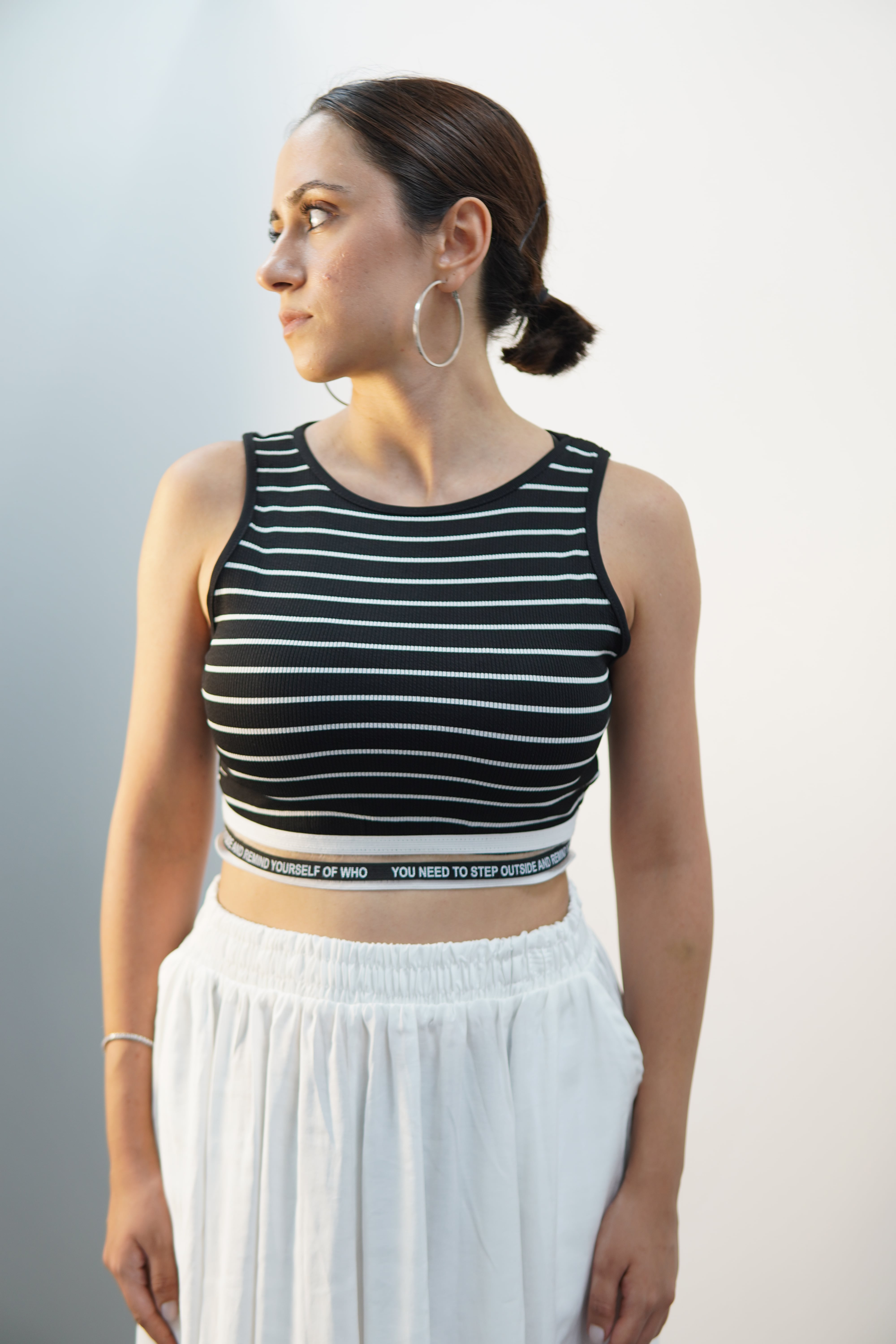 beyaz çizgili siyah crop 